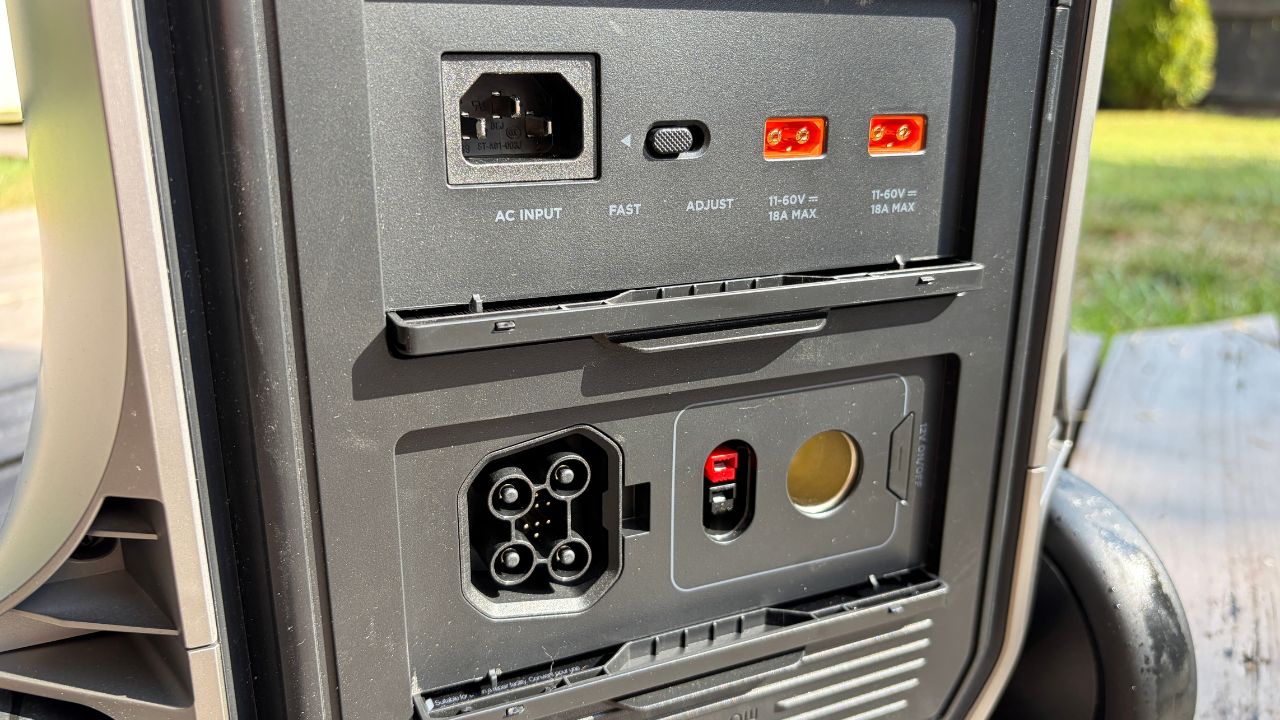 EcoFlow DELTA 3 Ultra Plus rear panel showing Anderson DC output, AC input, and expansion battery port